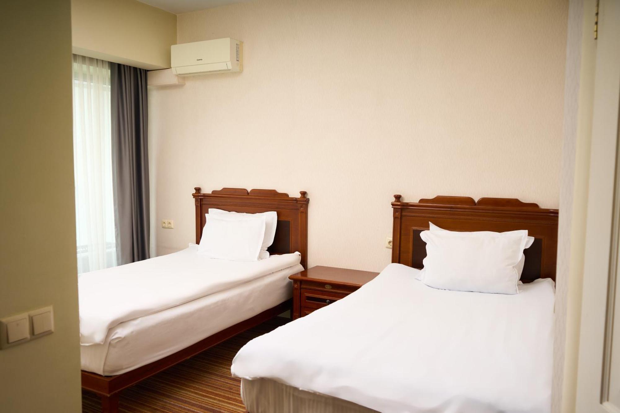 Almaty Hotel المظهر الخارجي الصورة