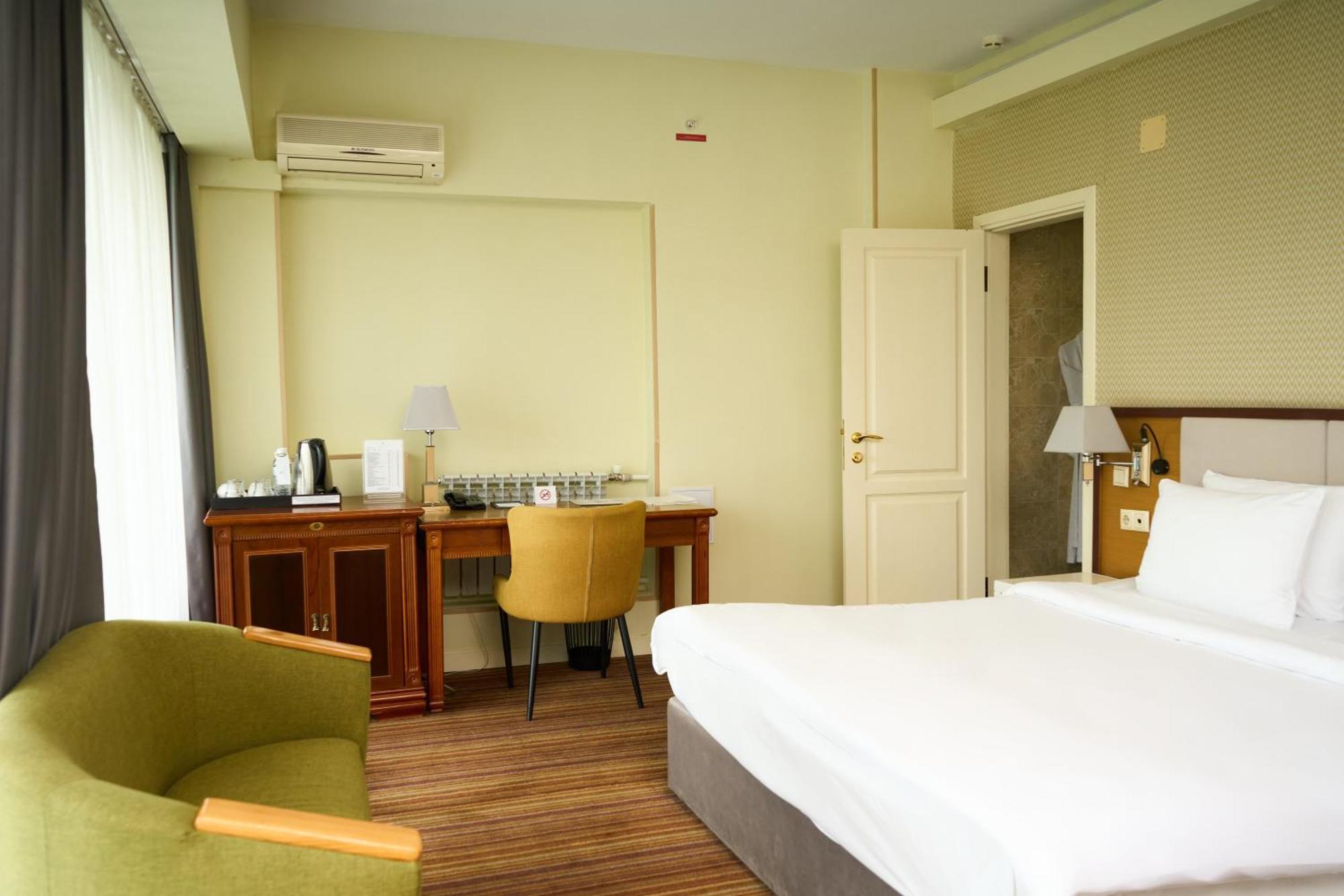 Almaty Hotel المظهر الخارجي الصورة