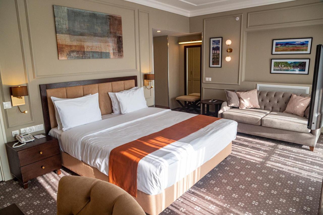 Almaty Hotel المظهر الخارجي الصورة